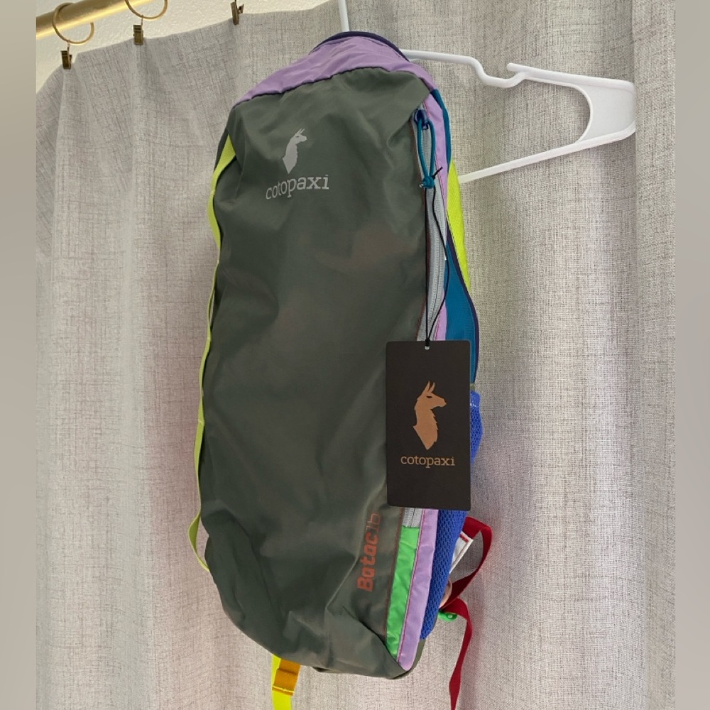 Cotopaxi Batac 16L Backpack Del Dia daypack color lock